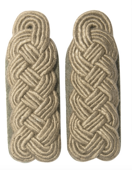 East Germ. Grey epaul.field Off.piping