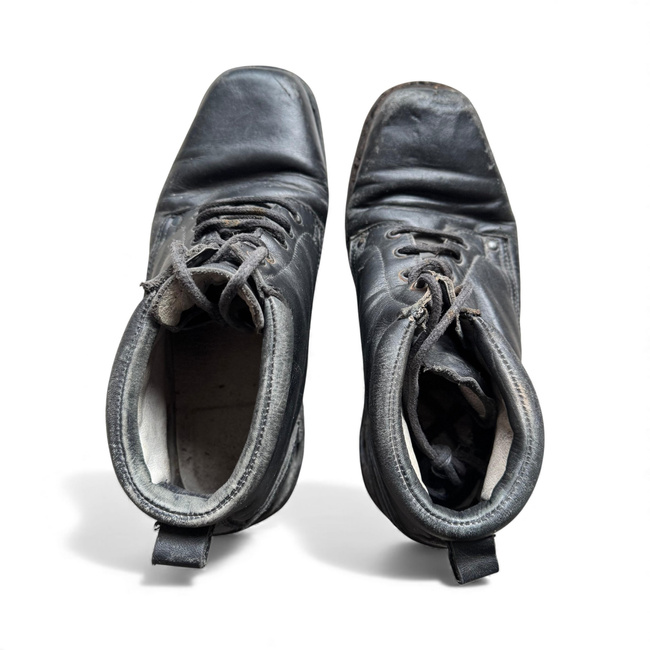 LEATHER MILITARY BOOTS - MOUNTAIN HUNTERS - MILITARY SURPLUS ROMANIAN ARMY - BLACK - USED