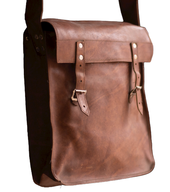 Műbőr táska, román hadsereg felesleg, jó állapotban