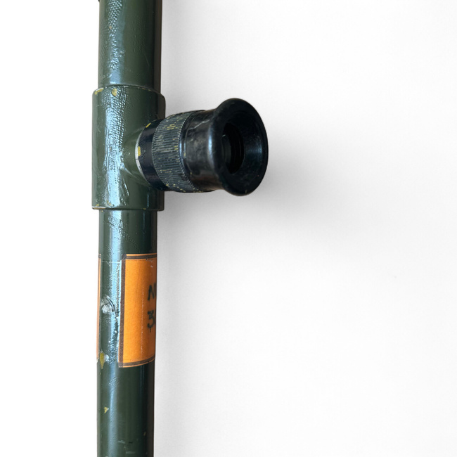 Hordozható Katonai Periszkóp – Orosz változat - 5x8° Optika / 500 m – Román Hadsereg Felesleg – I.O.R. BUKAREST – Olívazöld – Jó Állapotban (DEKORÁCIÓS)