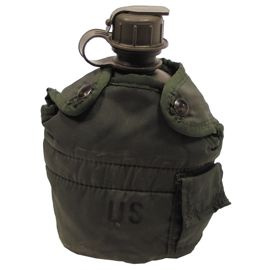 US cover bottle, od green, 1 qt., nylon cover, used