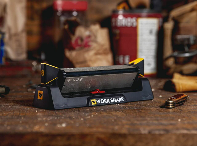 BENCHSTONE KÉSÉLEZŐ - FEKETE