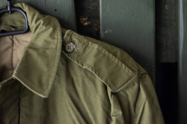 OLAJBOGYÓ ÖLTÖNY - AUTENTIKUS KATONAI TÖBBLET ROMÁN HADSEREG - MINT ÚJ