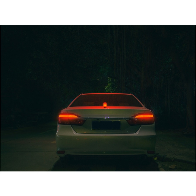 Kemping zseblámpa - Fenix CL26R - Piros