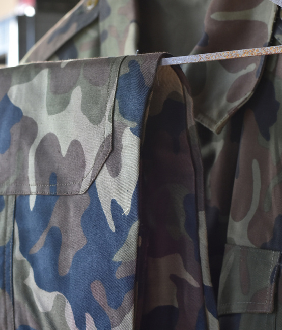 RITKA ÖLTÖNY - TEREPSZÍNŰ MOZAIK M90 - ROMÁN HADSEREG 90-ES ÉVEK - MINT ÚJ