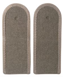 East Germ. Grey Epaulets Sold.piping