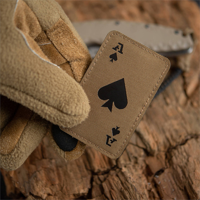 PIKK ÁSZ KÁRTYA JELVÉNY - LASER CUT - CORDURA - COYOTE/FEKETE - M-TAC