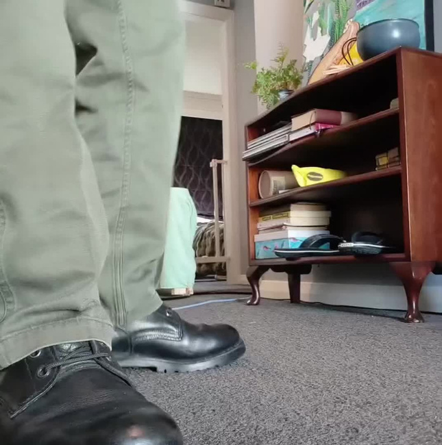 Béleletlen harci bakancs – Új talppal – Osztrák hadsereg katonai feleslegből – Fekete – Használt