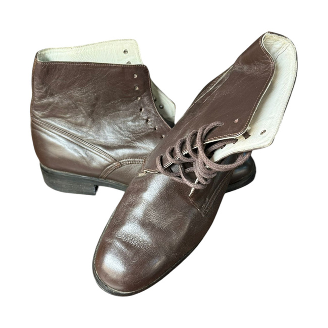 FÉRFI BARNA BŐR CSIZMA - KATONAI FELESLEG A RÓMAI HADSEREGBŐL - JÓ ÁLLAPOTBAN