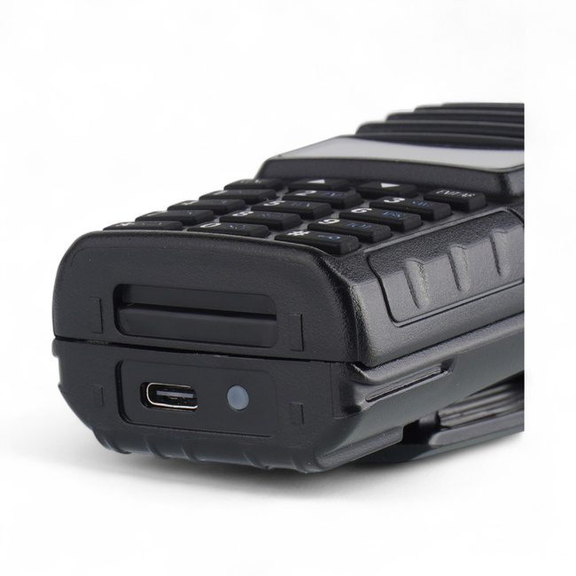 UV-82 HTQ USB-C 5W 2800 mAh rádióállomás - BaoFeng