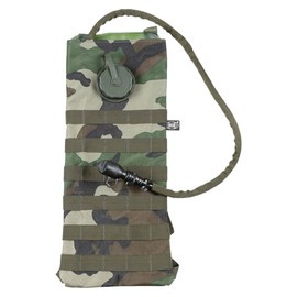 TPU-TARTÁLYOS HIDRATÁCIÓS HÁTIZSÁK - MOLLE SYSTEM - WOODLAND - 2,5 L - MFH