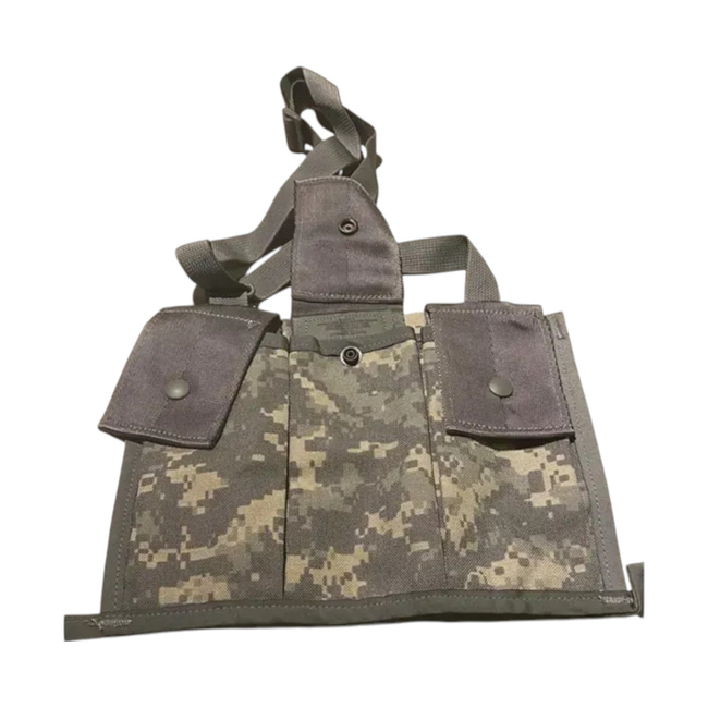 Pouch for magazines with three compartments - US Army military surplus - ACU camouflage - Like new