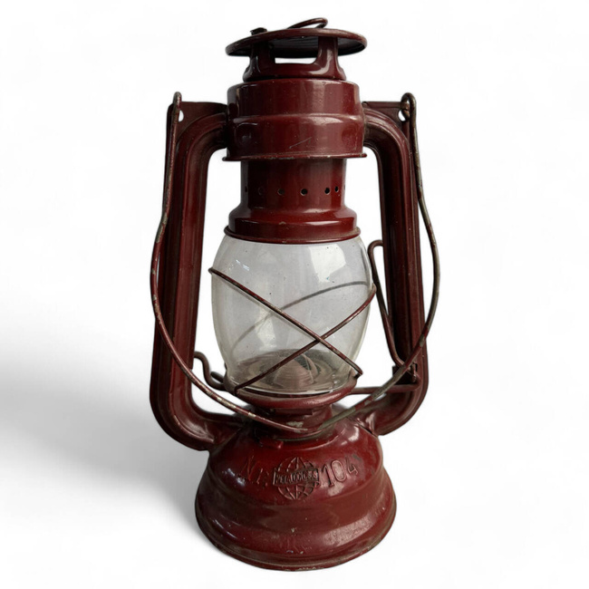 WIND LAMP - METALOGLOBUS - BURGUNDY - MILITARY SURPLUS ROMANIAN ARMY - IN GOOD CONDITION