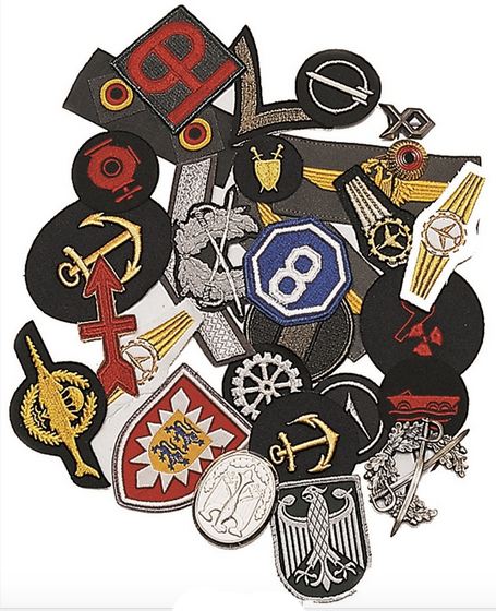 50 darabos NATO jelvény készlet - Katonai felesleg