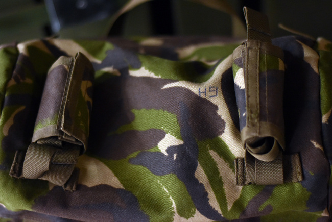 BIG MILITARY COMBAT BACKPACK WITH POCKET, DETACHABLE OUTER POUCH - MOTEXCO - 90L - MILITARY SURPLUS ROMANIAN ARMY - CAMOUFLAGE MOSAIC FOREST DPM - IN GOOD CONDITION