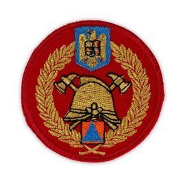 Az embléma az SVSU-val hímzett