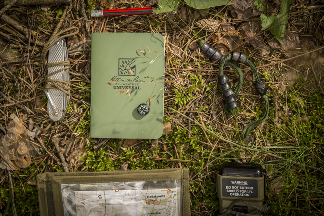 Iránytű gomb - kicsi - fekete - Helikon