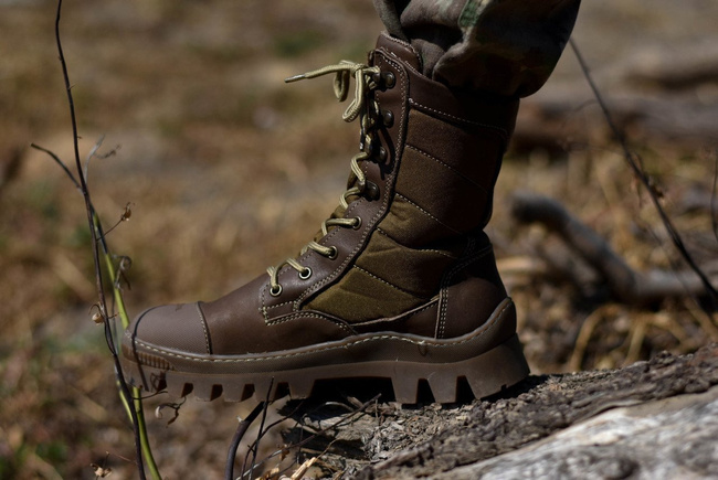 Csizmák Viking Barna - Combat