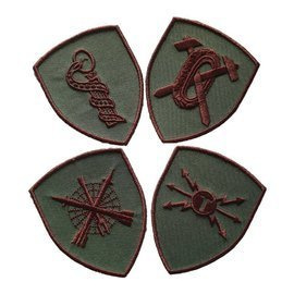 EMBLEMA SEMN DE ARMA MANECA SCUT - GENIU - BRODATA PE SUPORT KAKI CU FIR MARO