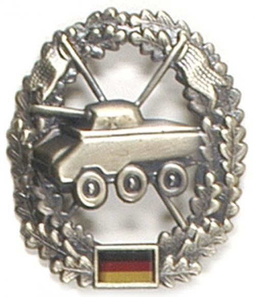 JELVÉNY GENUINE GERMAN ARMY METAL BERET BADGE ´PANZERAUFKLÄRUNG´