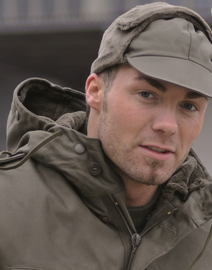 TÉLI SAPKA - KATONAI FELESLEG A NÉMET HADSEREGTŐL, ZÖLD SZÍNŰ - HASZNÁLT