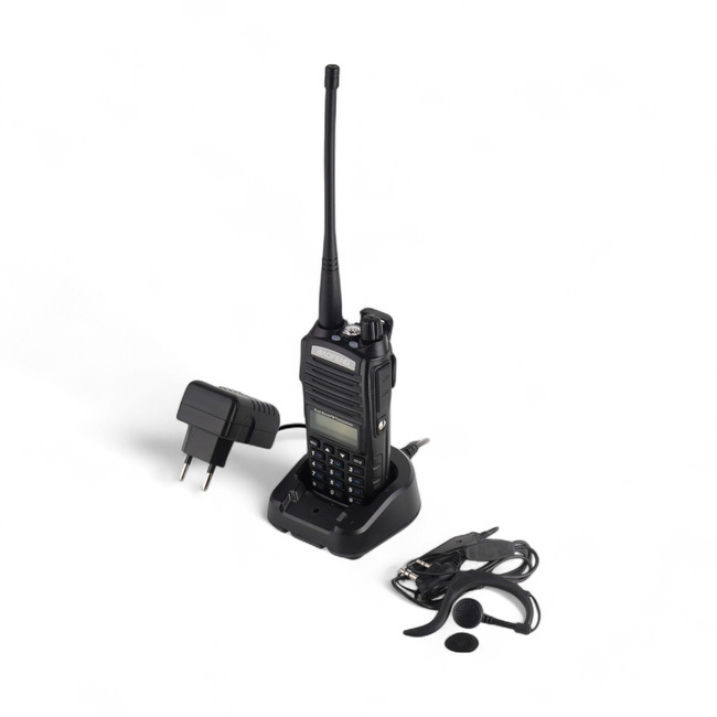 UV-82 HTQ USB-C 5W 2800 mAh rádióállomás - BaoFeng