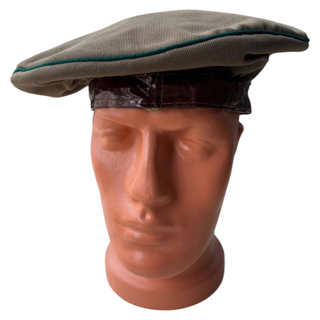 RARE OFFICERS BERET - MOUNTAIN HUNTERS - ROMANIAN ARMY MILITARY SURPLUS - GREEN WITH BROWN/BLACK BAND - IN GOOD CONDITION