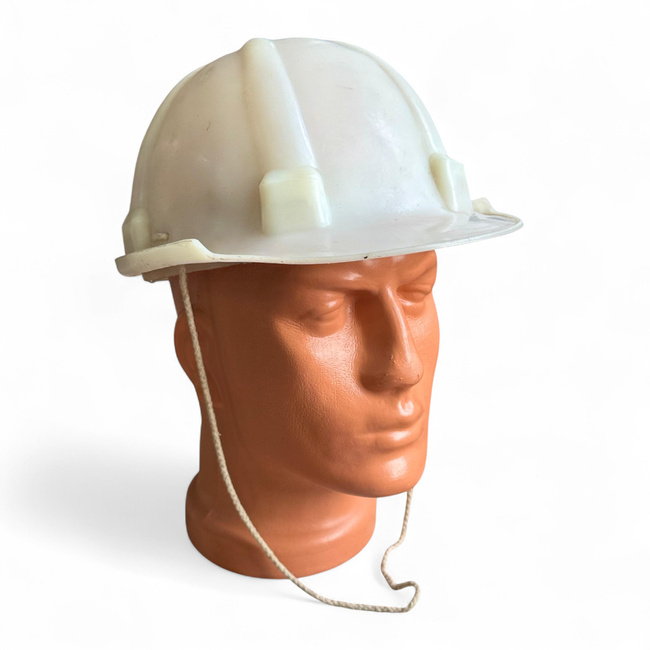 Védősisak állítható és szellőző rendszerrel - Katonai Surplus - Román Hadsereg - Fehér - Jó Állapotban