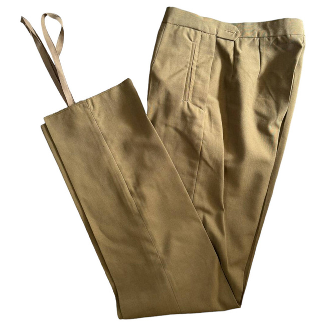 NŐI ALTISZTI ÖLTÖNY SZOKNYÁVAL ÉS NADRÁGGAL - KATONAI TÖBBLET RÓMAI HADSEREG - ZÖLD SZÍNŰ - MINT ÚJ