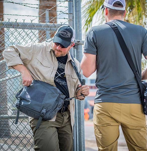 VÁLLTÁSKA - URBAN COURIER® - LARGE - 16 L - Helikon-Tex® - MELANGE KÉK