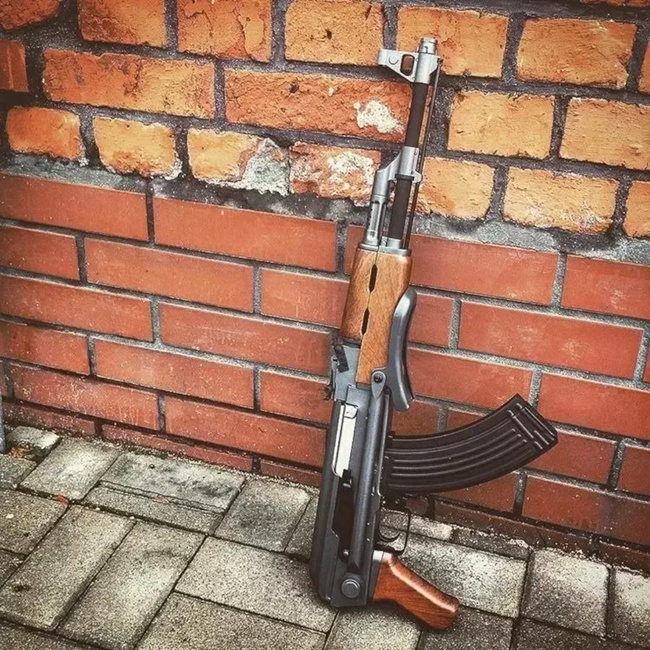 AK-Type Electric Replica with Folding Stock - CM028S - CYMA