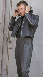 NÉMET TENGERALATTJÁRÓ NADRÁG - NADRÁGTARTÓVAL - BŐR - HASZNÁLT