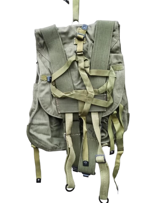 Military Olive Rare Romanian Retro Rucksack- Vintage - good condition