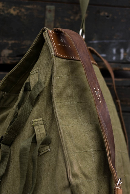 Katonai hátizsák- Hidegháborús román hadsereg (vászon) - vintage ritka - Zöld OD - Mint új