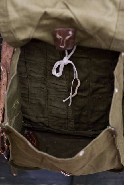 Katonai hátizsák- Hidegháborús román hadsereg (vászon) - vintage ritka - Zöld OD - Mint új