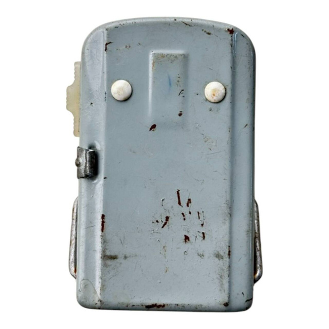 ELBA ZSEBLÁMPA – ROMÁN HADSEREG KATONAI FELESLEG – KÜLÖNBÖZŐ SZÍNEK ÉS TEXTÚRÁK - HASZNÁLT