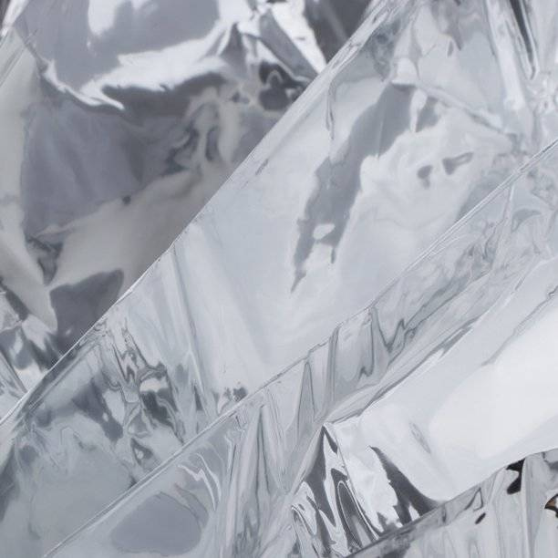 HŐSZIGETELT ALUMÍNIUM FÓLIA HŐVÉDELEMRE ÉS VÉSZHELYZETI MENEDÉKRE - MENTŐ-, VÉSZHELYZETI ÉS TÚLÉLŐTAKARÓ - 210 x 160 CM