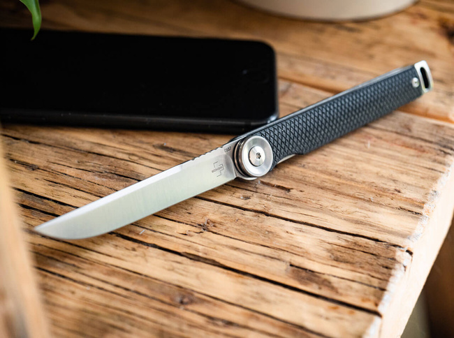 ZSEBKÉS G10 MARKOLATTAL - "KAIZEN" - Böker® Plus - FEKETE