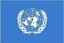 ZÁSZLÓ (91 x 152) cm UNITED NATIONS