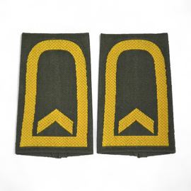 PAIR OF ORIGINAL RANKS - BOATSWAIN - GERMAN ARMY - NAVY - OLIVE GREEN/GOLDEN