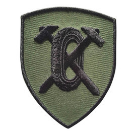 EMBLEMA SEMN DE ARMA MANECA SCUT - AUTO - BRODATA PE SUPORT KAKI CU FIR NEGRU