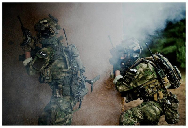 US MIL-TACS FG ACU POCO R/S FIELD PANTS