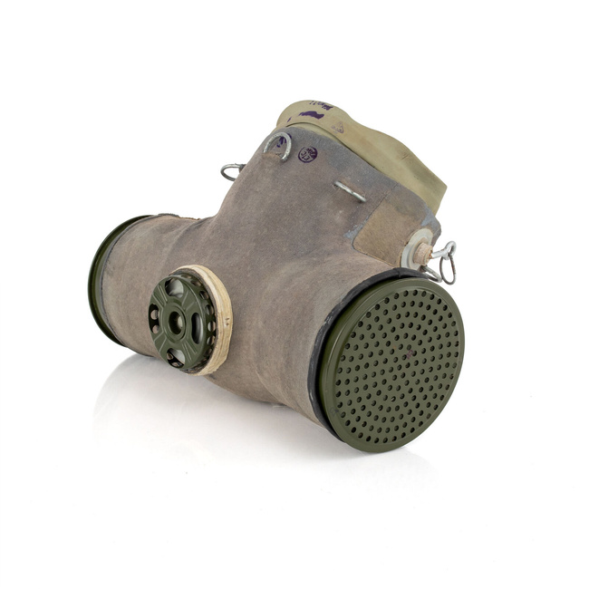 GÁZÁLARC LOVAKRA - KATONAI FELESLEG ROMÁN HADSEREG - JÓ ÁLLAPOTBAN - DEKORÁCIÓNAK