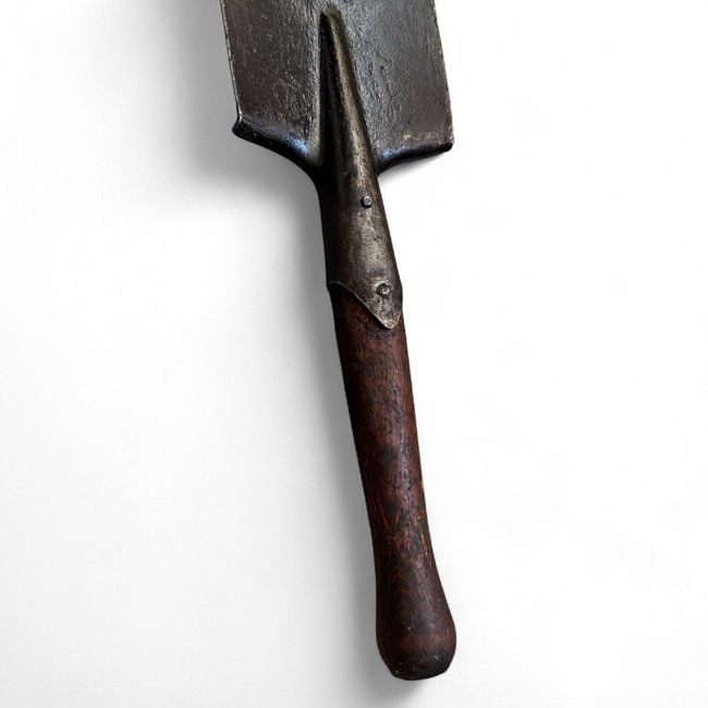SMALL MILITARY INFANTRY SHOVEL - ROMANIAN ARMY SURPLUS - USED