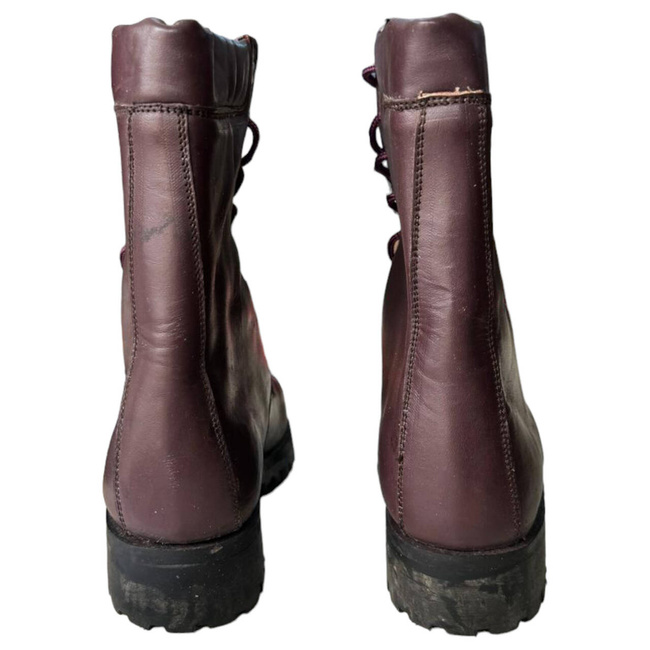 EJTŐERNYŐS CSIZMA - KATONAI FELESLEG A ROMÁN HADSEREGBŐL - BORDÓ - JÓ ÁLLAPOTBAN