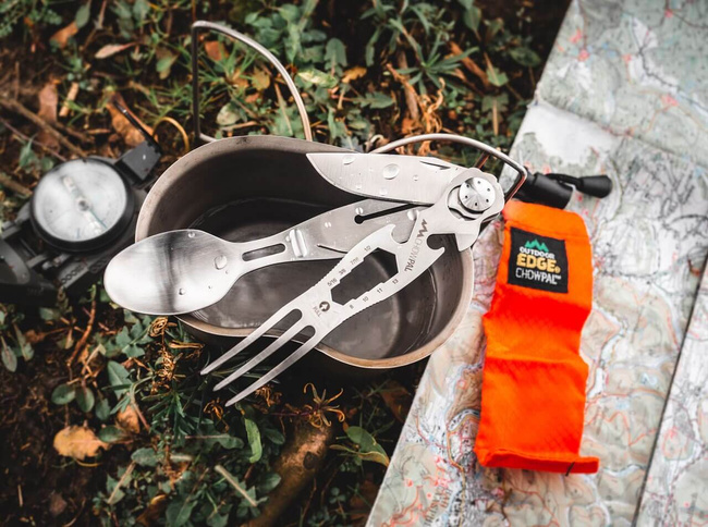 KÜLTÉRI EVŐESZKÖZ KÉSZLET - CHOW PAL - KÜLTÉRI SZEGÉLY