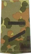 EMBLÉMA - GERMAN ARMY FLECKTARN CAMO/BLACK SHOULDER LOOPS ´GEFREITER UA´