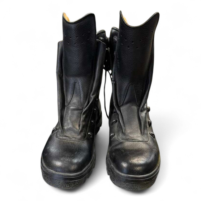 Bőr bélésű harci csizma - német hadsereg feleslege - fekete - használt 