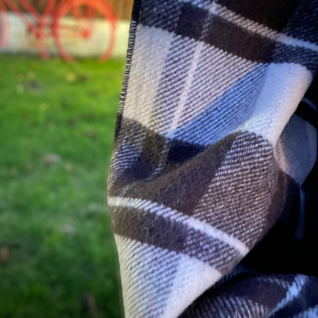 Romanian Merino Wool Blanket with Premium Box and Overlocked Edge - Andreea Model - Brown/Beige Natural - 150 x 200 cm