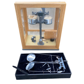 Vintage Meopta A2 ANALITIKAI MÉRLEG - 50x39x29 cm - 1950-es évek - mint uj